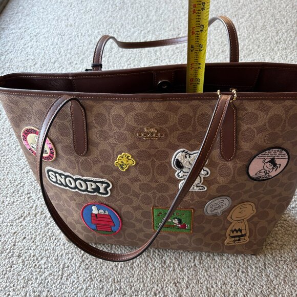 NWT Coach x Peanuts Limited Edition Monogram Tote – 75th Anniversary Snoopy - Picture 15 of 15